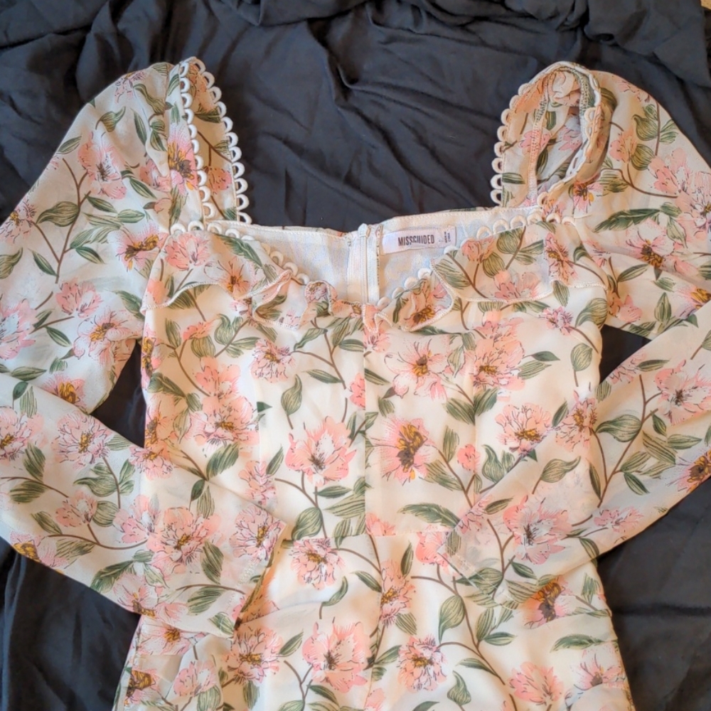 Missguided | floral mini-dress